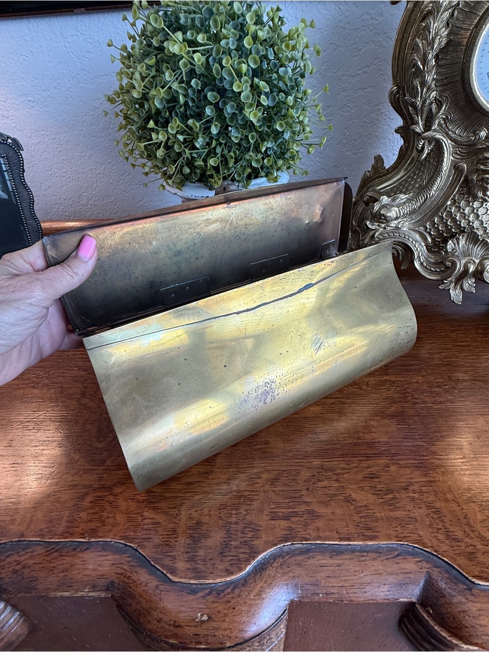 Vintage Brass Envelope Mailbox w/ Lion Head Detail - Picture 9 of 16